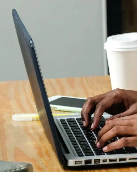 Employe back office (F/H)